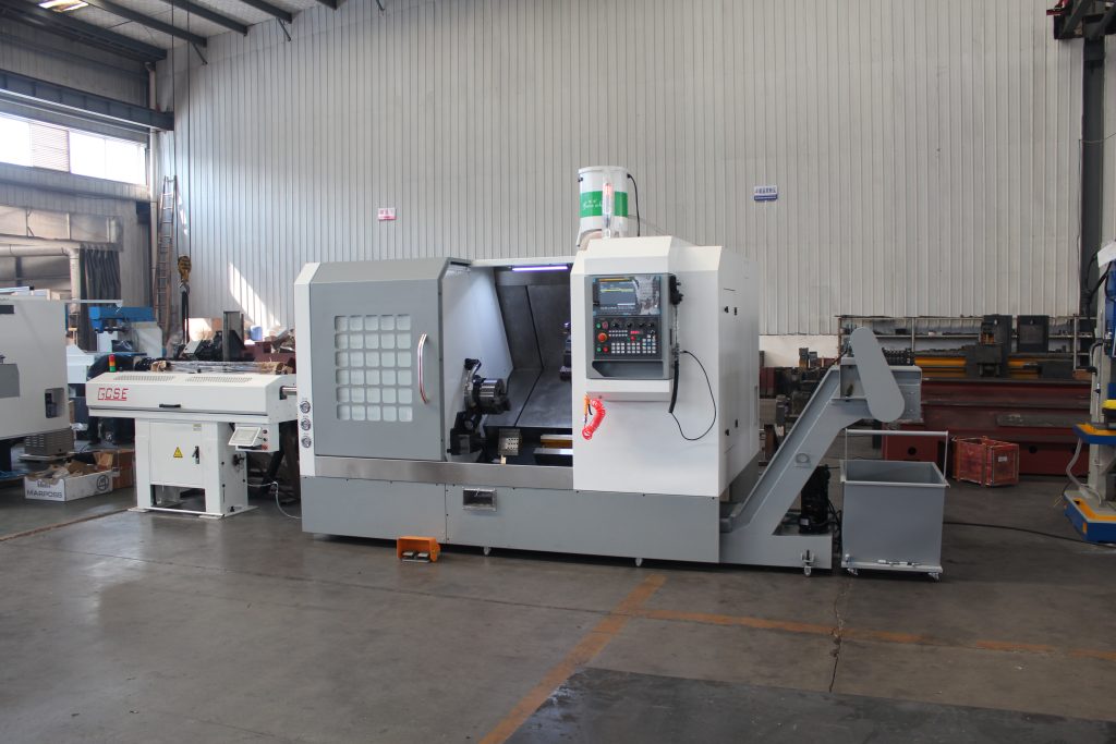 slant bed cnc lathe machine made in China
